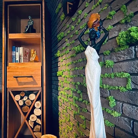 Iconic Loft - Private Parking, Netflix Lejlighed Bukarest